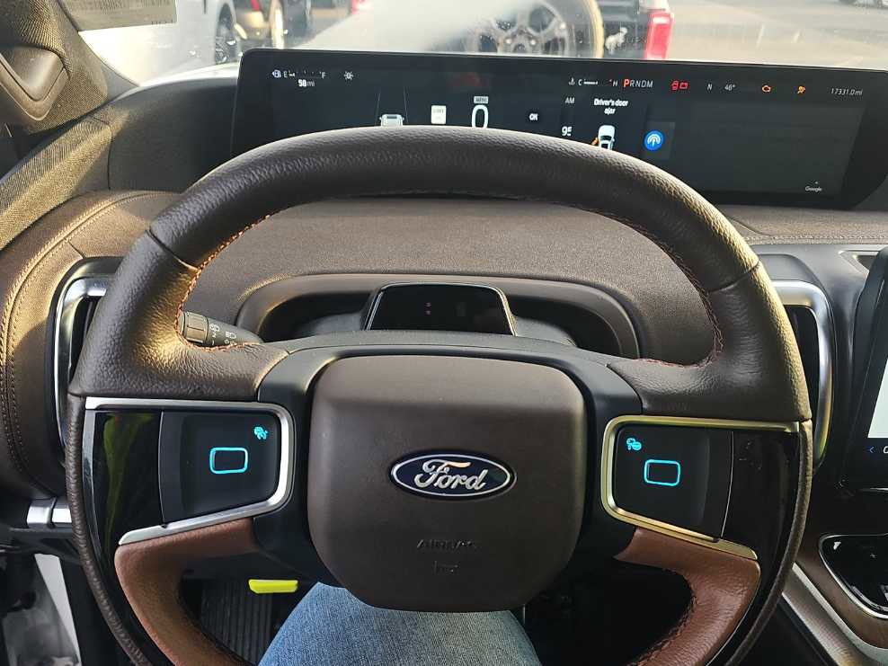 Used 2025 Ford Expedition King Ranch AWD/4WD image 11