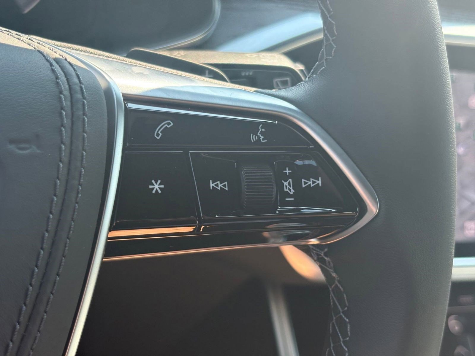 New 2025 Audi A6 3.0T allroad Prestige image 28