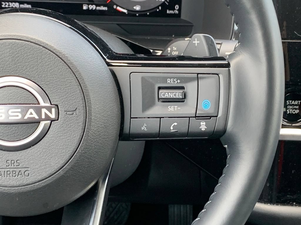Used 2025 Nissan Pathfinder Platinum w/ Cargo Package FWD image 11
