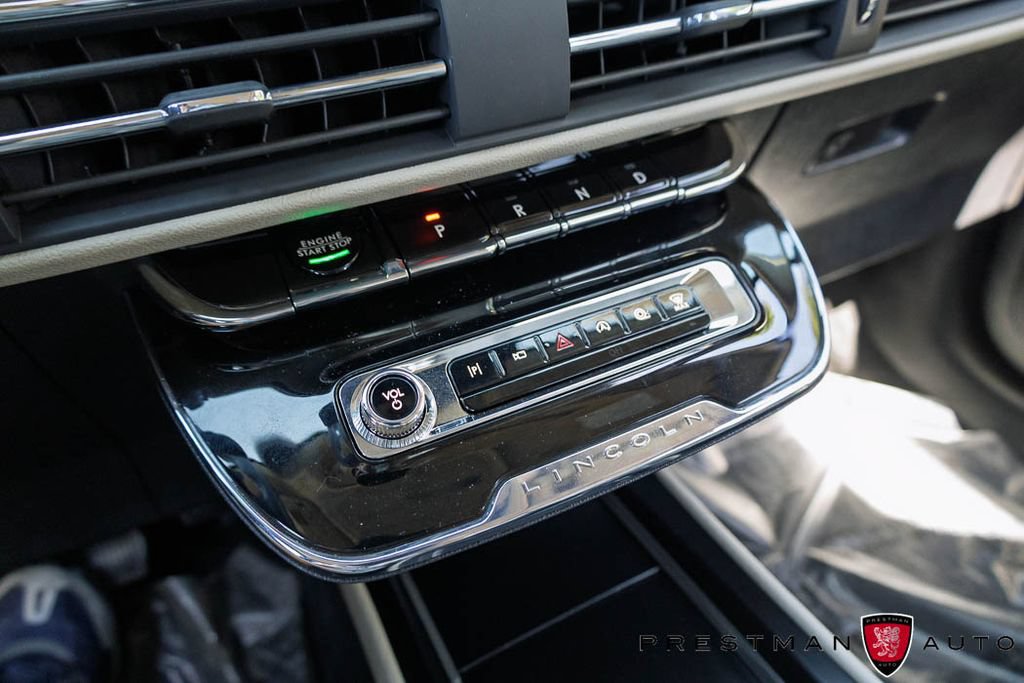 Used 2026 Lincoln Corsair Reserve AWD/4WD image 34