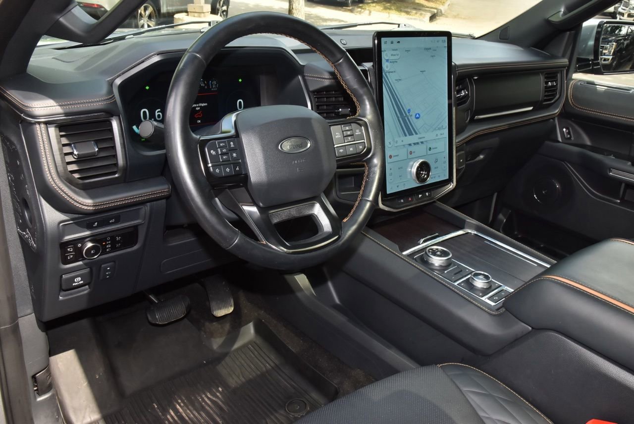 Certified 2023 Ford Expedition Platinum image 34