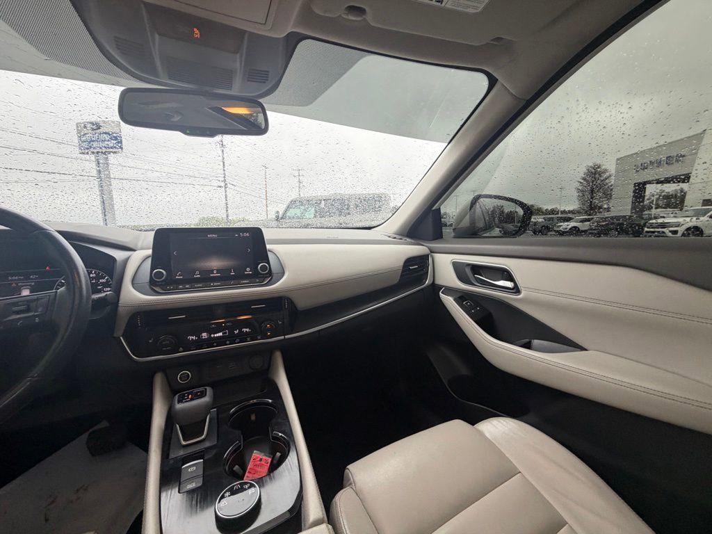 Used 2021 Nissan Rogue SL AWD/4WD image 14