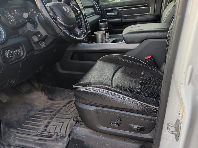 Used 2022 RAM 3500 Laramie AWD/4WD image 16