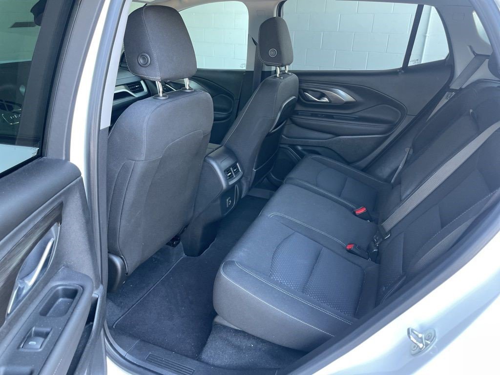 Certified 2022 GMC Terrain SLE w/ Driver Convenience Package image 8