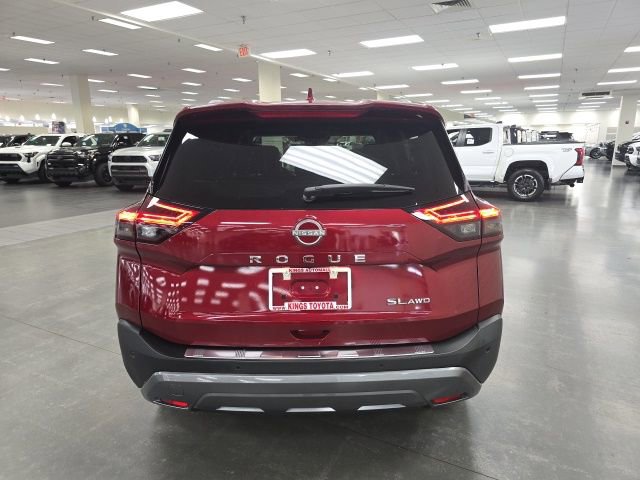 Used 2023 Nissan Rogue SL w/ SL Premium Package AWD/4WD image 4