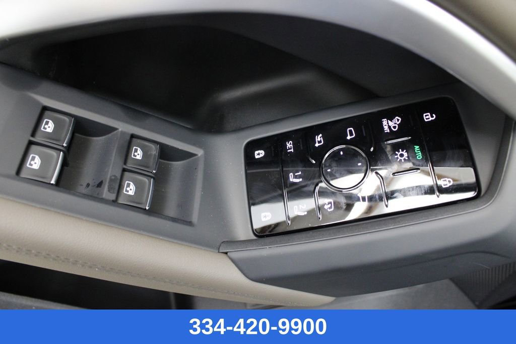 New 2025 Audi Q5 Prestige image 17