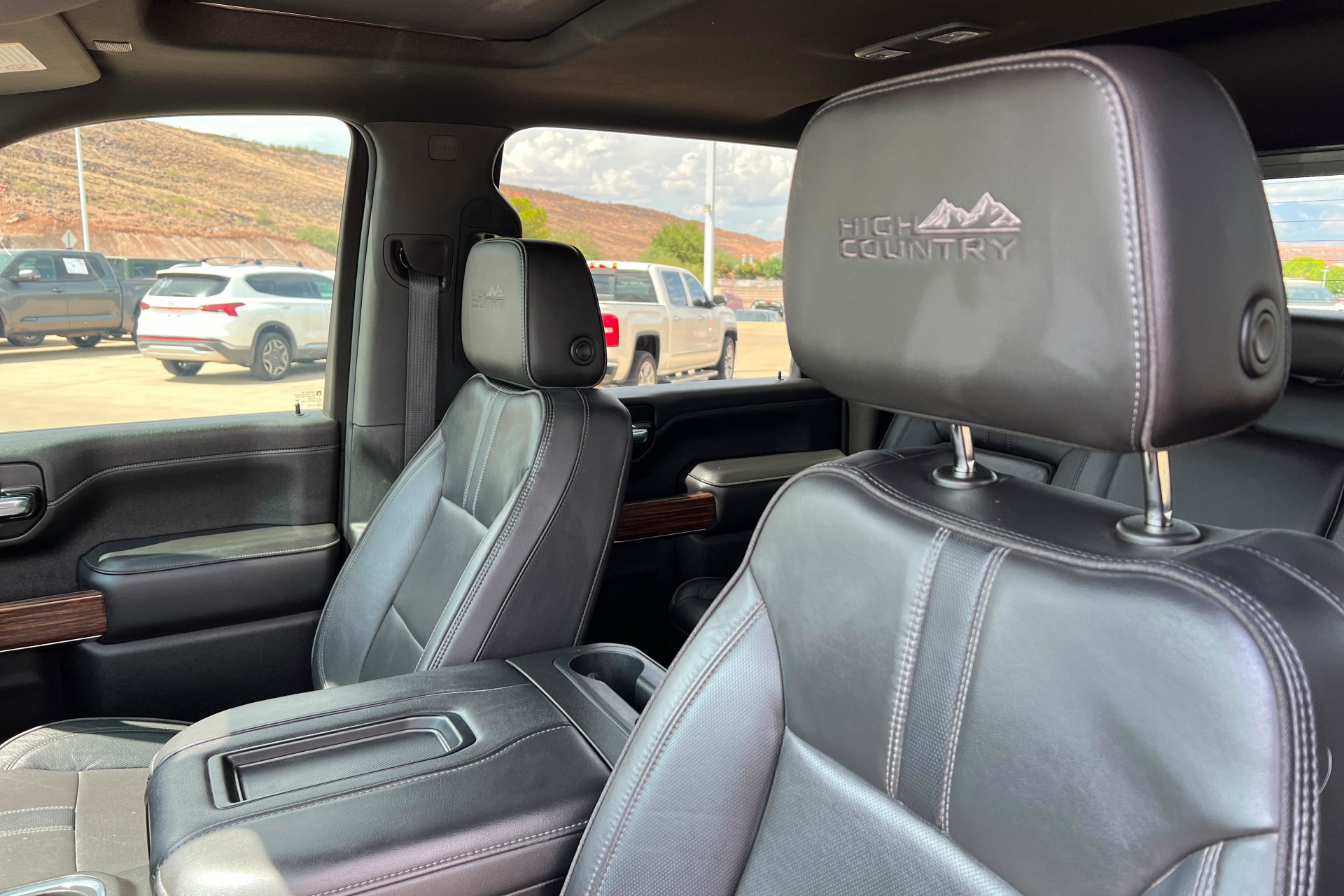 Used 2021 Chevrolet Silverado 3500 High Country w/ Z71 Off-Road Package AWD/4WD image 17