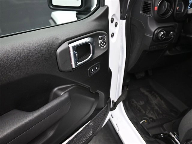 New 2026 Jeep Wrangler Unlimited Rubicon w/ Steel Bumper Group image 14