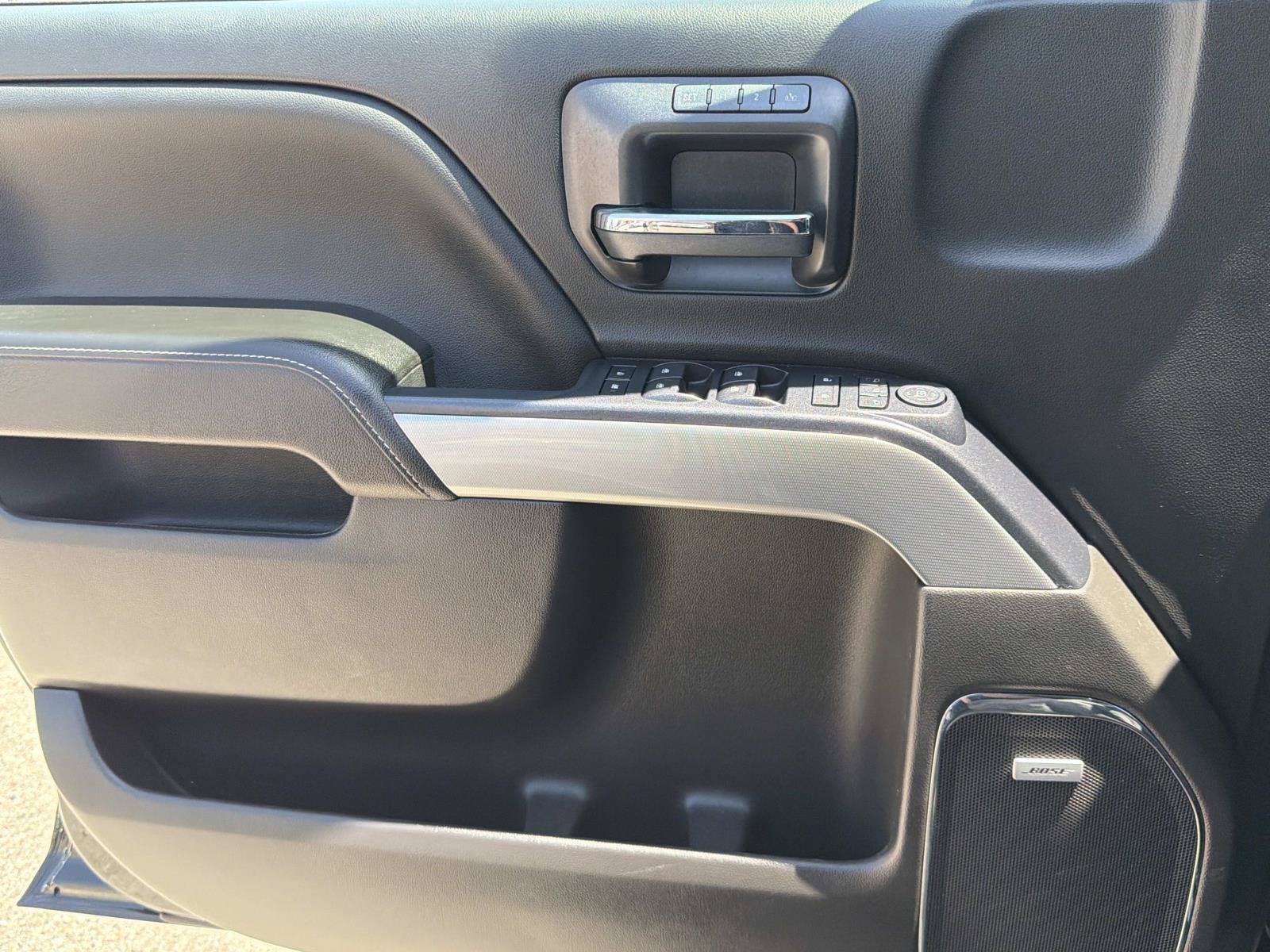 Used 2017 Chevrolet Silverado 1500 LTZ Z71 w/ LTZ Plus Package AWD/4WD image 16