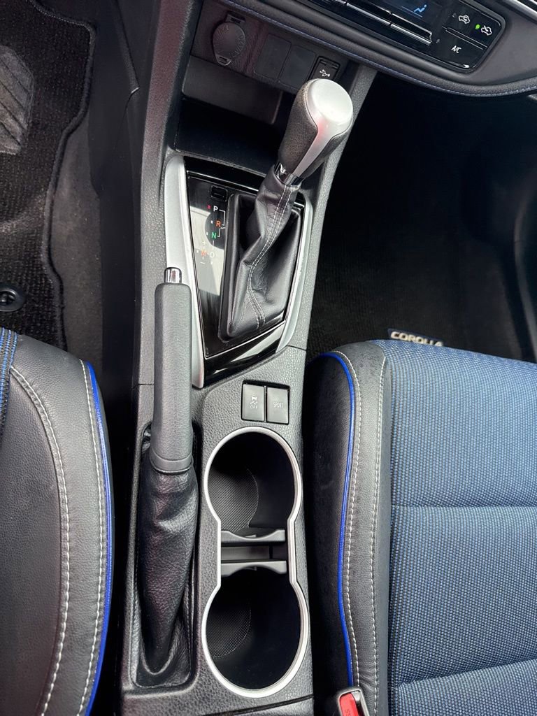 Used 2017 Toyota Corolla SE w/ Carpet Mat Package (TMS) image 20