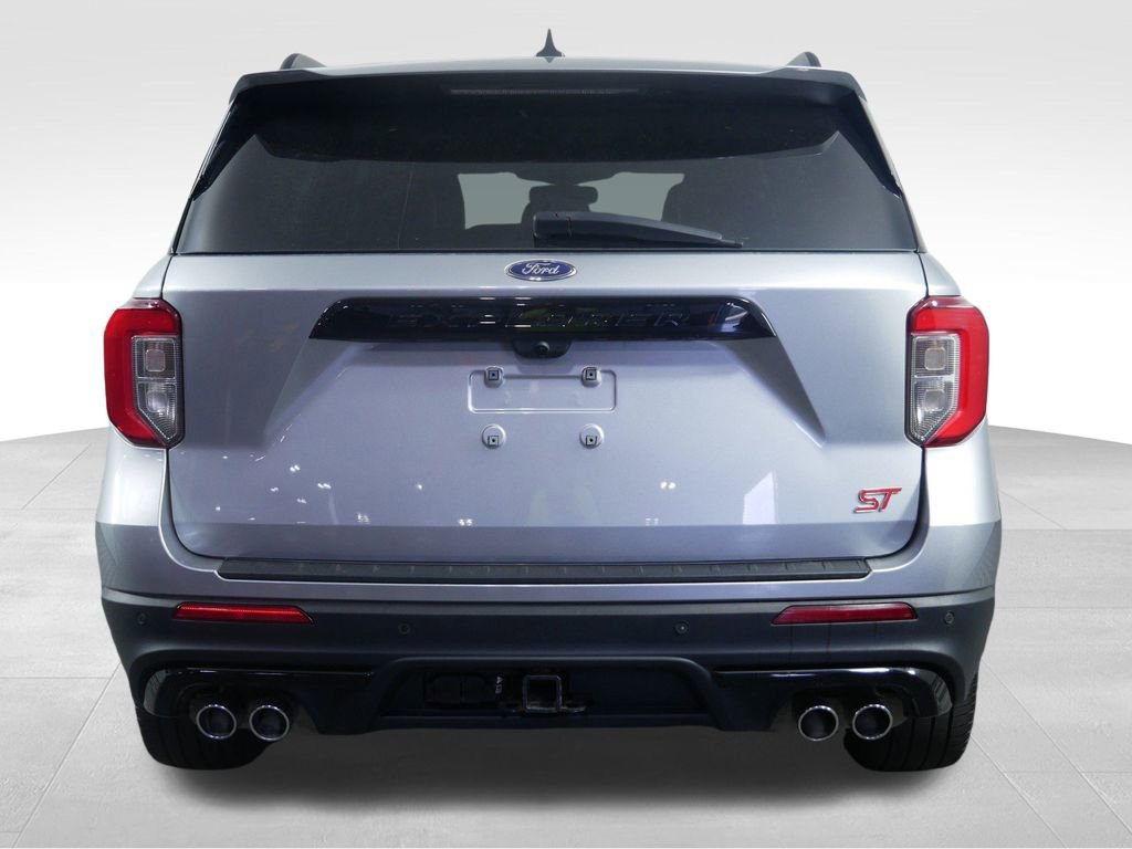 Used 2022 Ford Explorer ST w/ ST Street Pack image 9