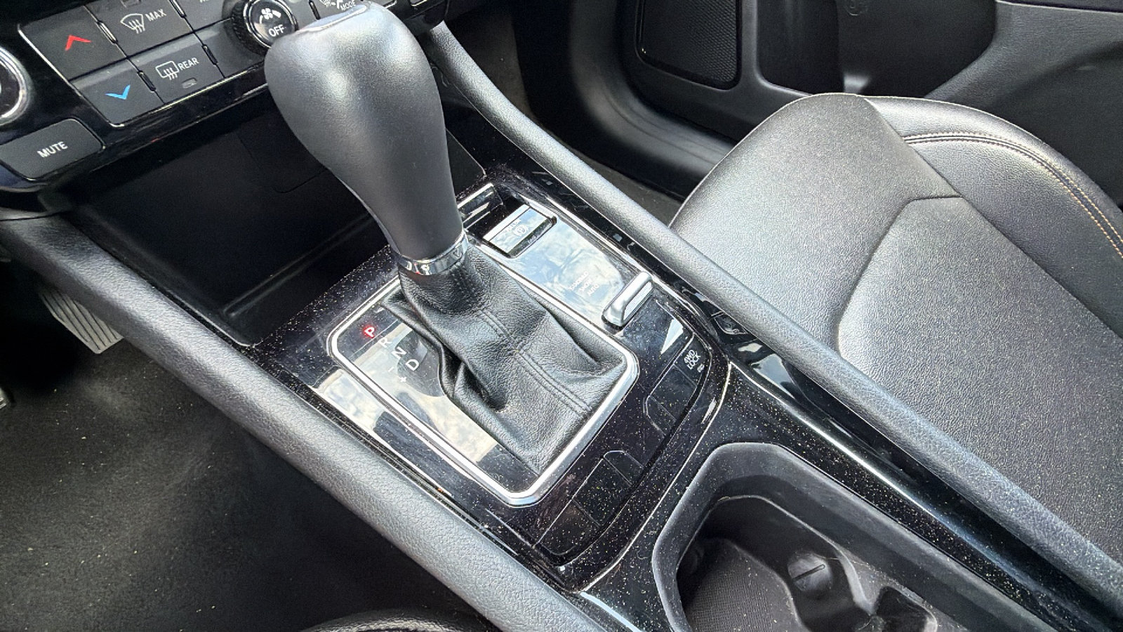 Used 2024 Jeep Compass Limited AWD/4WD image 30
