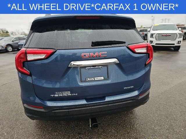 Used 2024 GMC Terrain SLE w/ Driver Convenience Package image 17