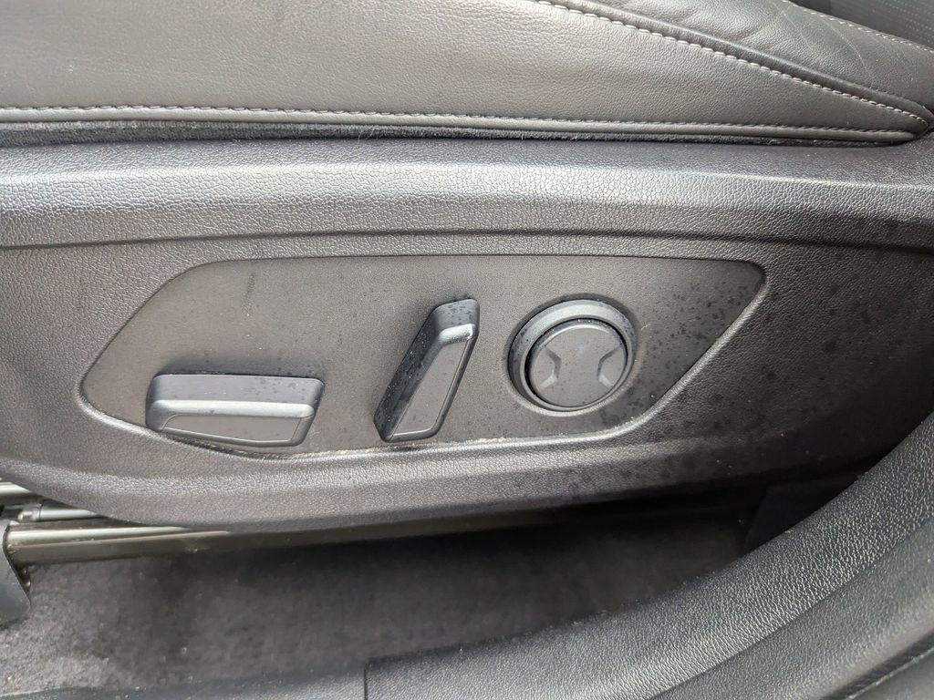 Used 2024 Kia Sorento SX image 19