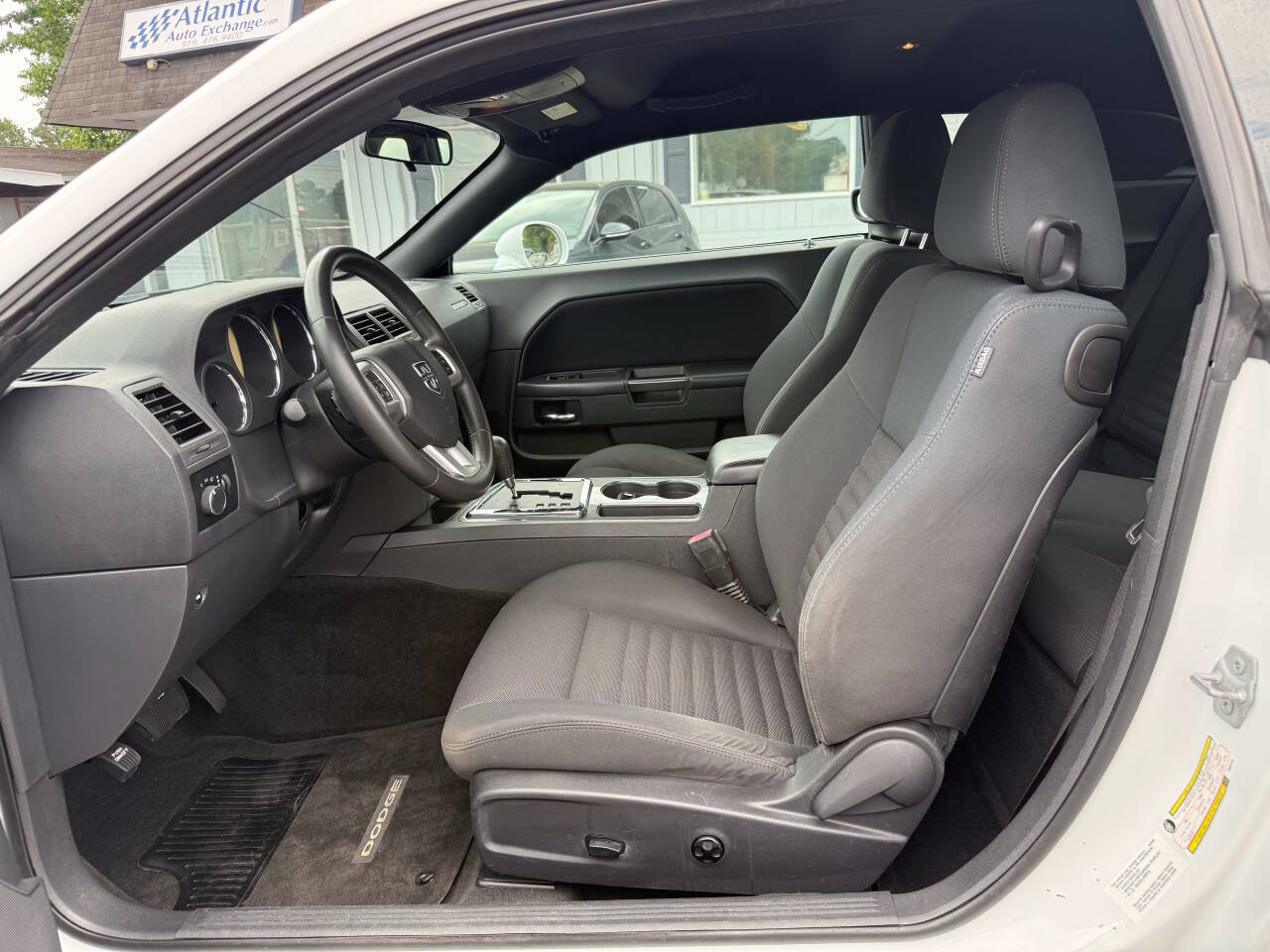 Used 2013 Dodge Challenger SXT RWD image 12