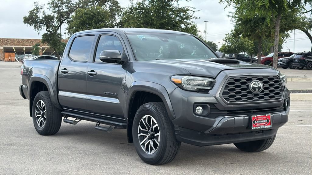 Used 2023 Toyota Tacoma TRD Sport w/ Technology Package RWD image 3