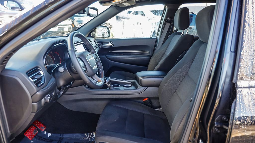 Certified 2024 Dodge Durango SXT w/ SXT Blacktop Group image 19