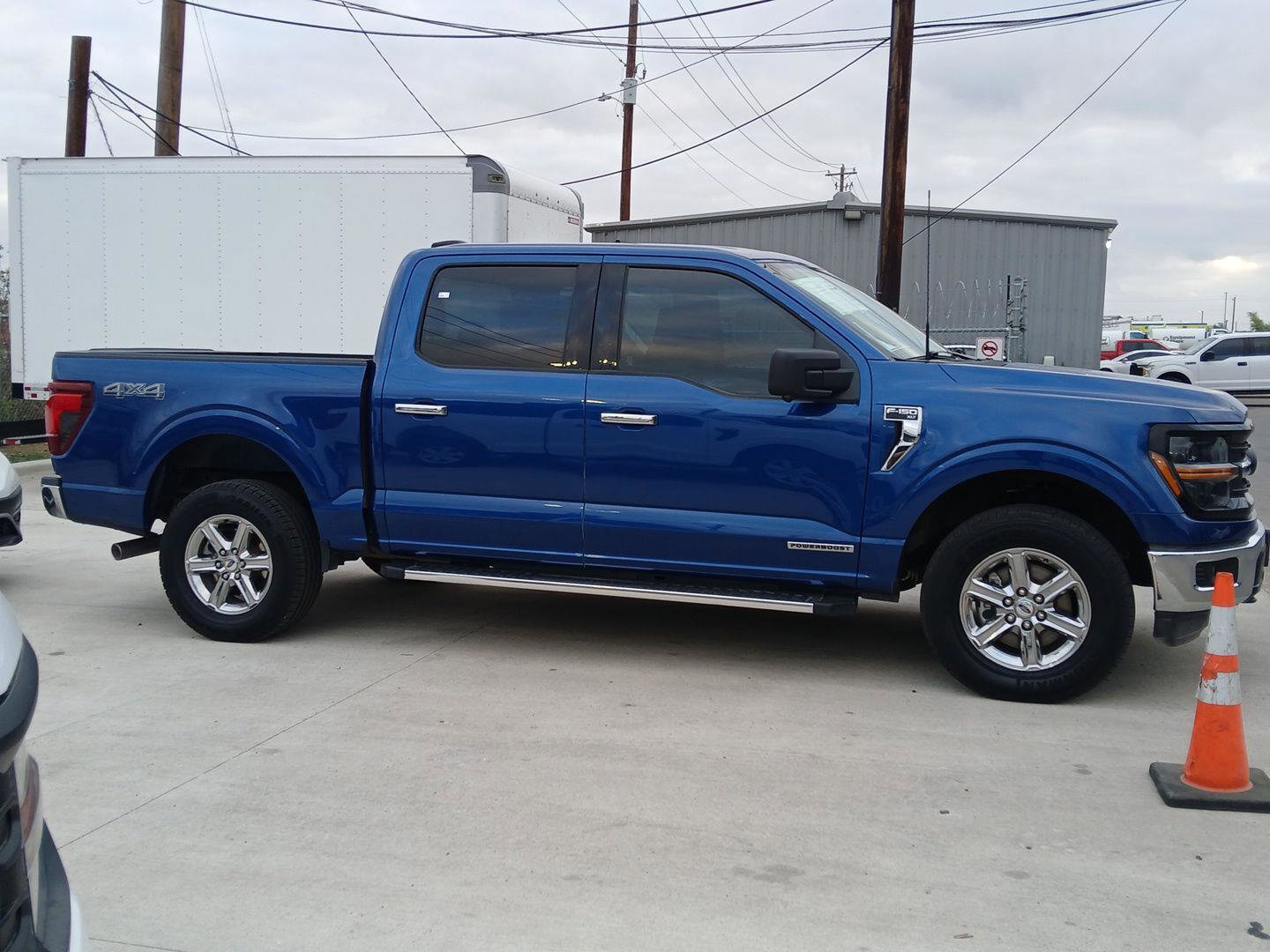 Used 2024 Ford F150 XLT w/ Mobile Office Package image 6