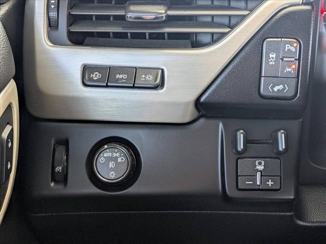 Used 2018 GMC Yukon Denali RWD image 13