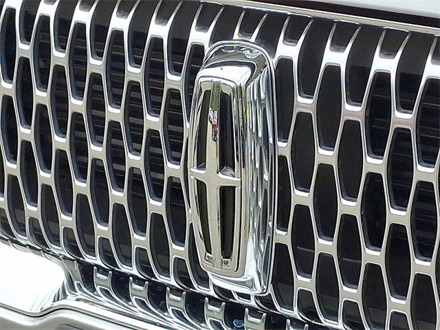 Used 2021 Lincoln Corsair AWD w/ Premium Package image 31