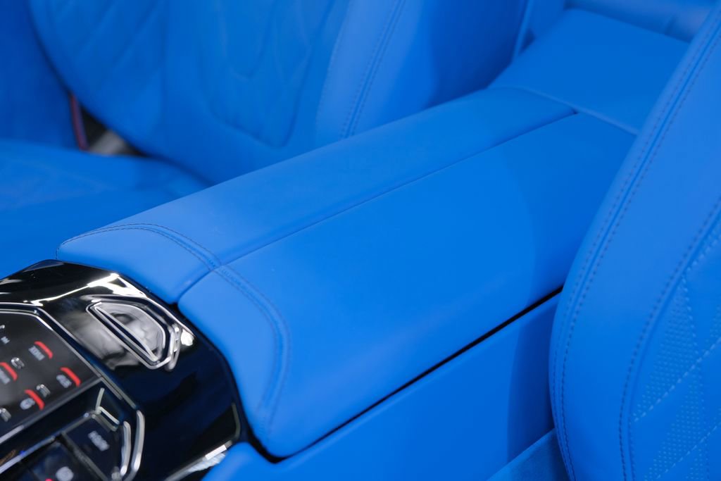 Used 2025 BMW M5 image 33