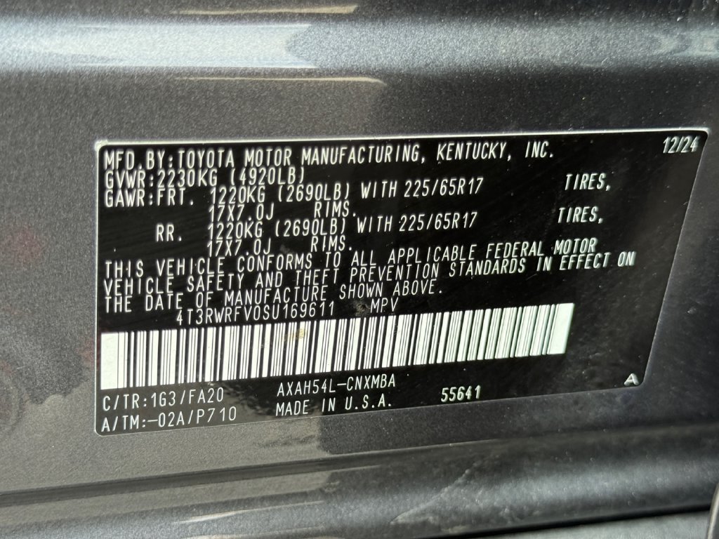 Used 2025 Toyota RAV4 XLE AWD/4WD image 26