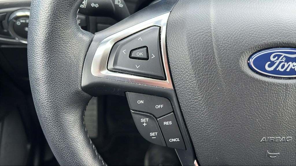 Used 2023 Ford Edge SEL w/ Convenience Package AWD/4WD image 16