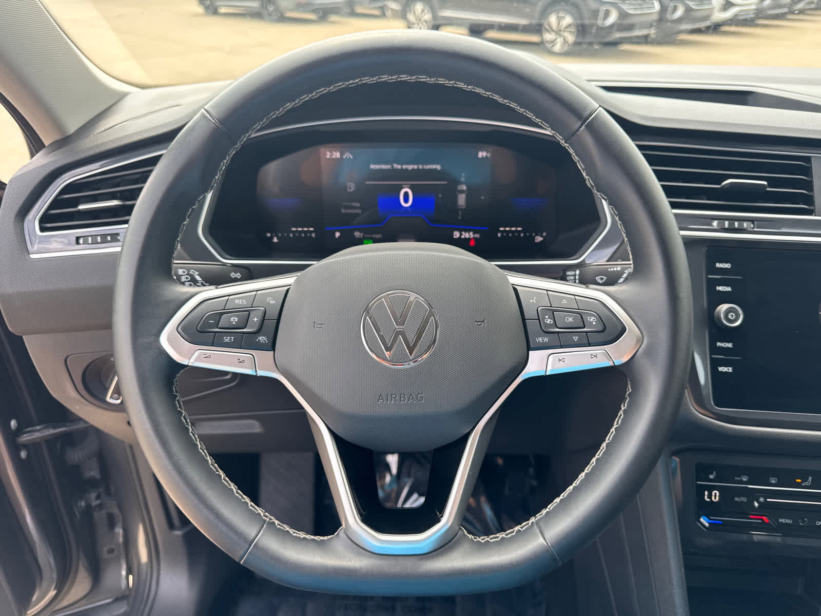 Certified 2024 Volkswagen Tiguan SE image 15