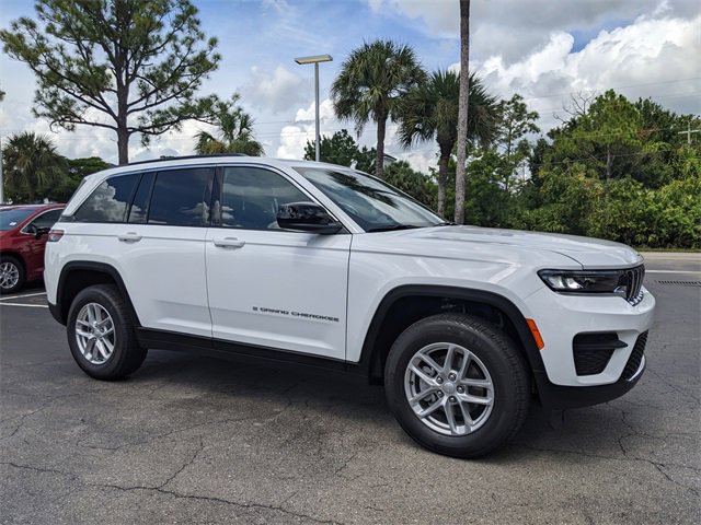 New 2025 Jeep Grand Cherokee Laredo X