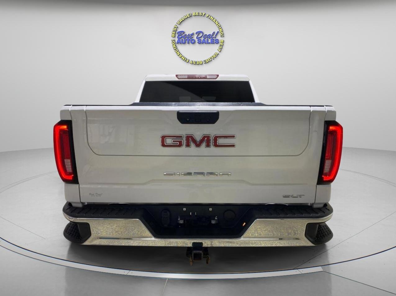 Used 2022 GMC Sierra 1500 SLT w/ SLT Convenience Package image 3