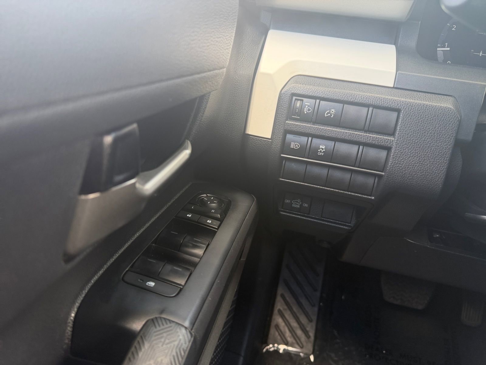 Certified 2024 Toyota Tacoma TRD Off-Road image 22