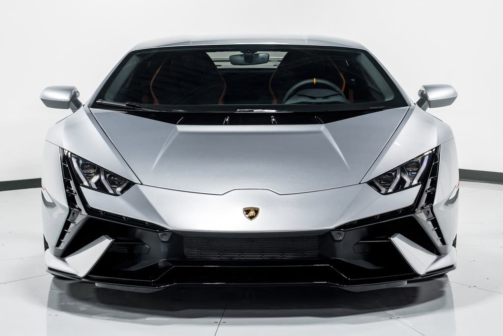 Used 2023 Lamborghini Huracan Tecnica RWD image 8
