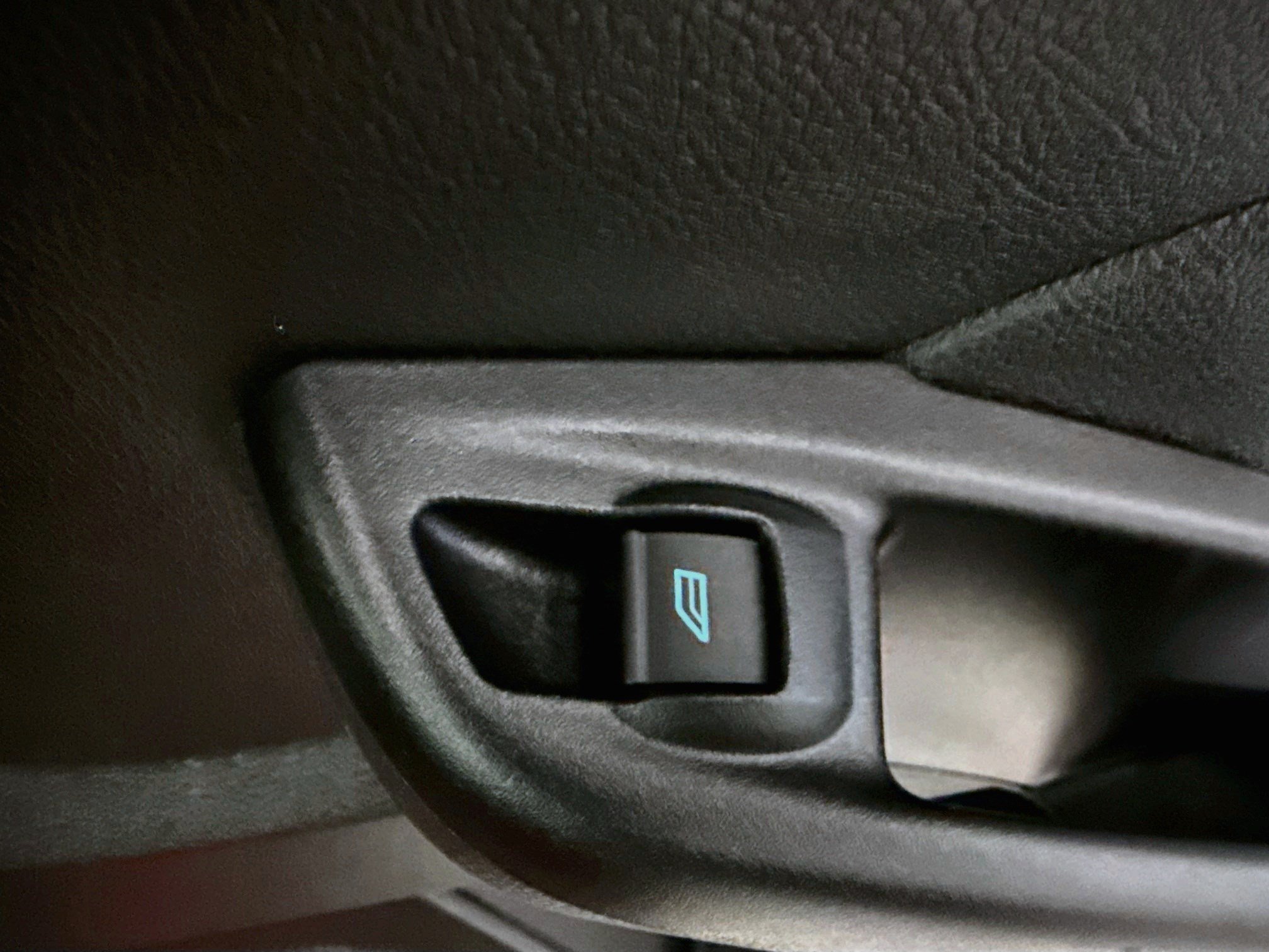 Used 2017 Ford Focus SE FWD image 30