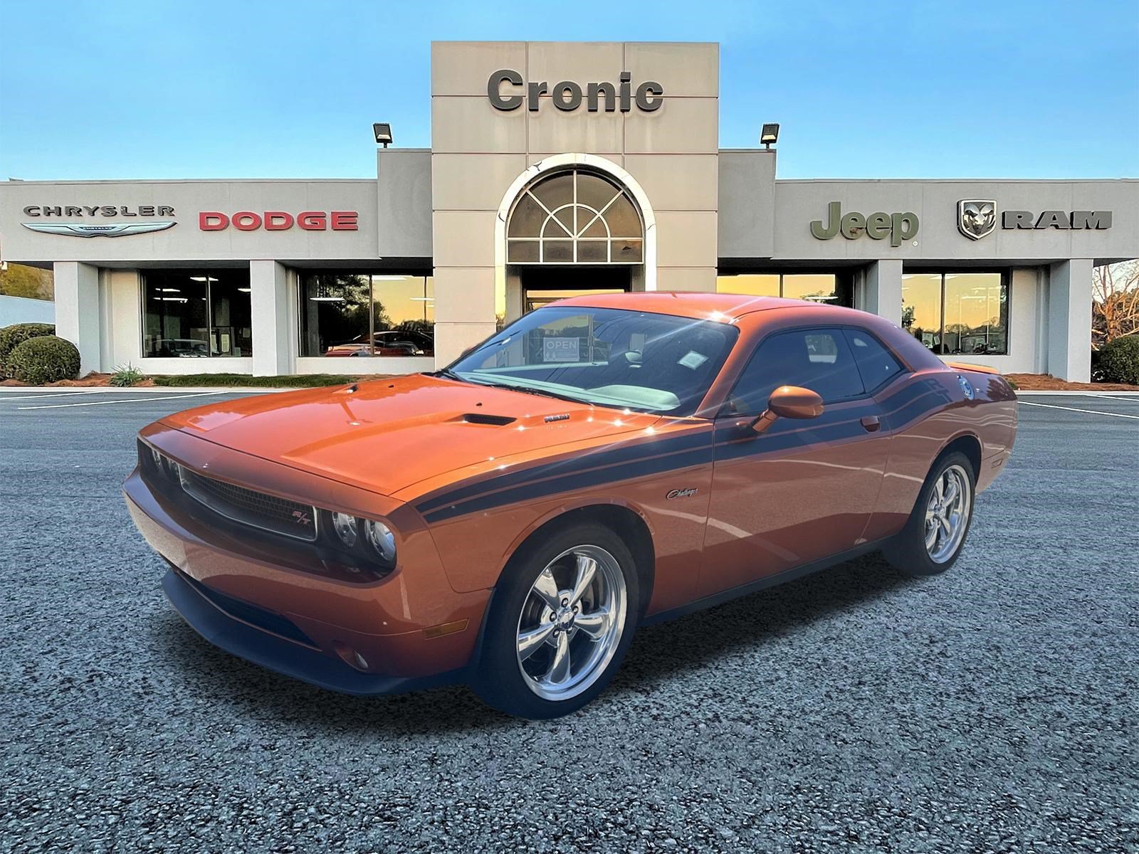 Used 2011 Dodge Challenger R/T RWD image 7