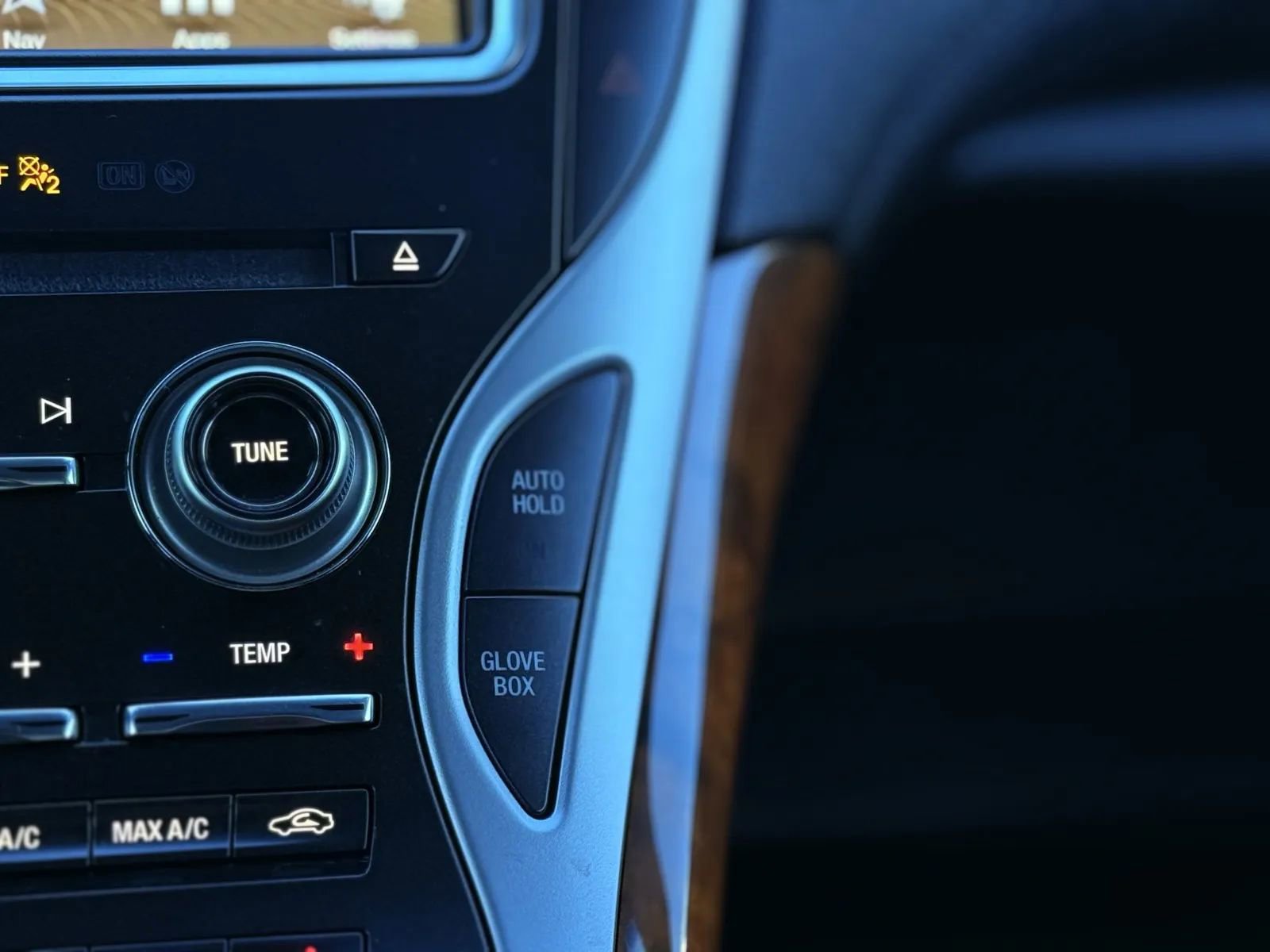 Used 2019 Lincoln Nautilus Reserve image 43