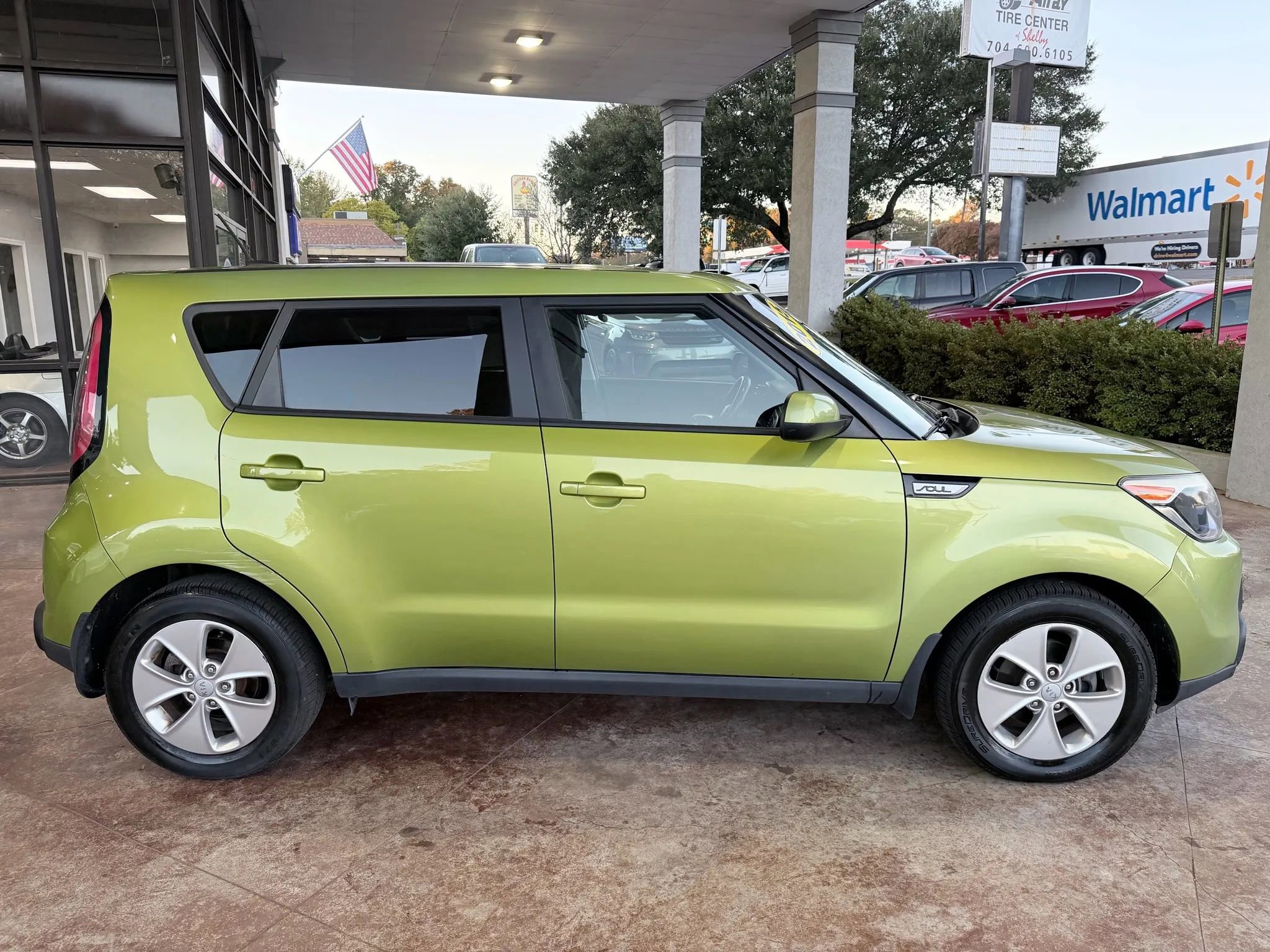 Used 2015 Kia Soul EV image 8