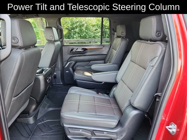 Used 2025 Chevrolet Suburban High Country AWD/4WD image 27