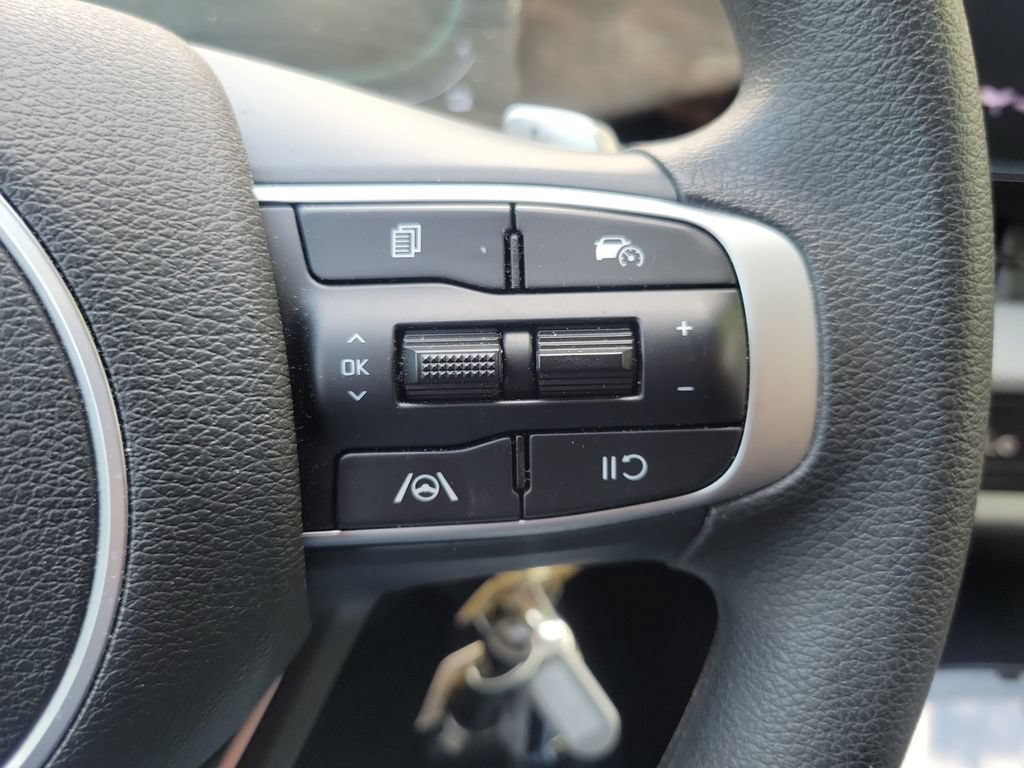 Certified 2024 Kia Sportage LX FWD image 21