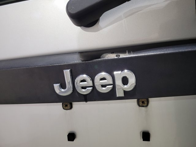 Used 2012 Jeep Liberty Sport image 53