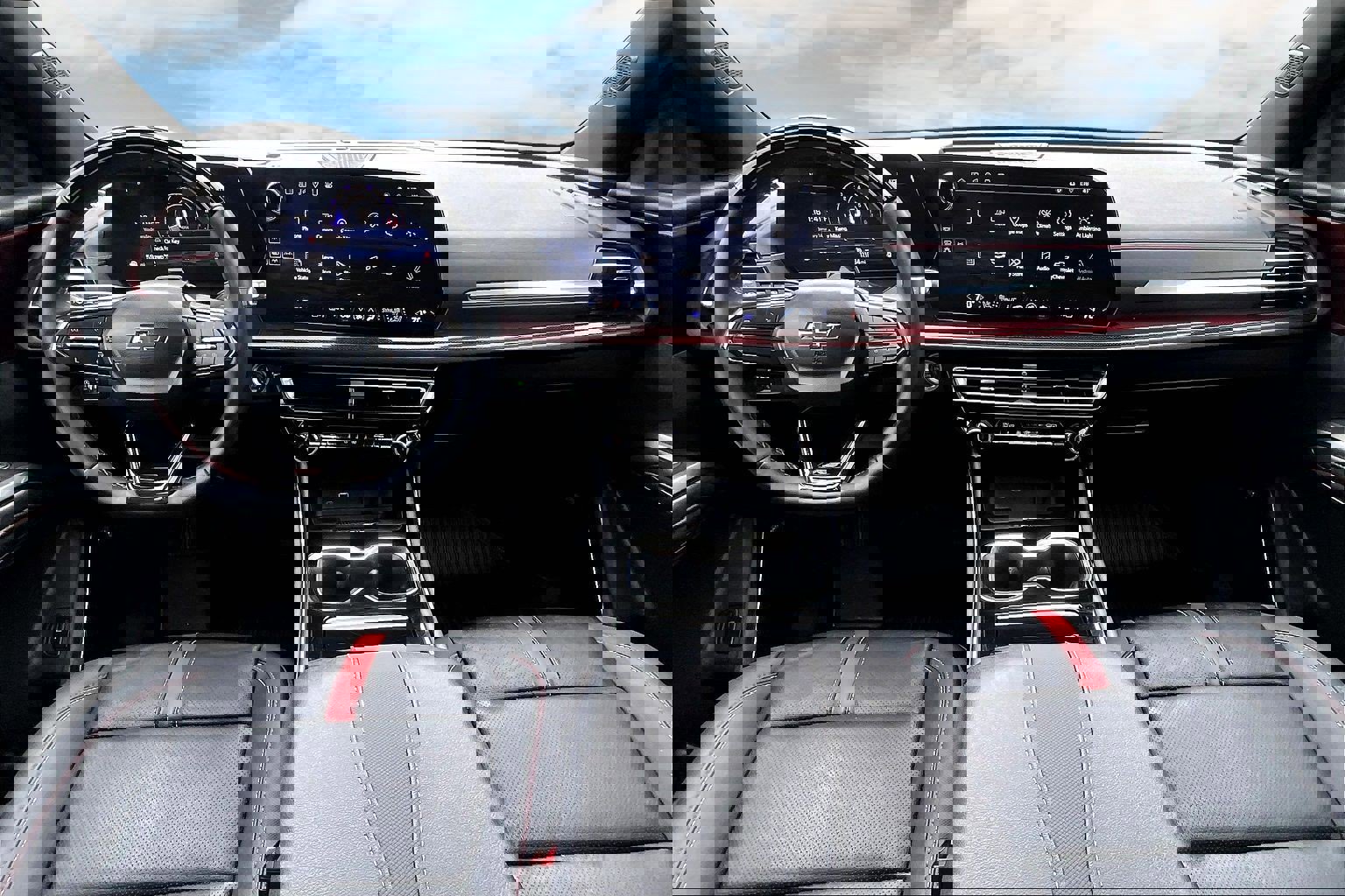 Used 2025 Chevrolet Traverse RS w/ LPO, Floor Liner Package image 7