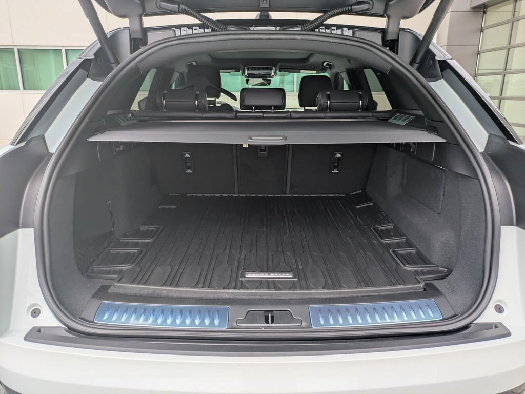 New 2026 Land Rover Range Rover Velar Belgravia AWD/4WD image 14