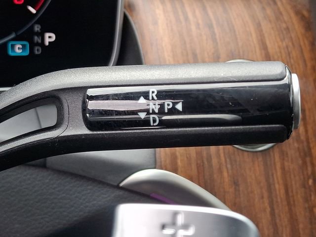 Used 2025 Mercedes-Benz GLC 300 4MATIC image 16