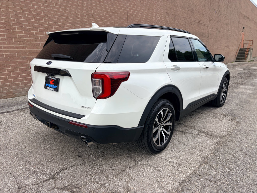 Used 2023 Ford Explorer ST-Line w/ Class IV Trailer Tow Package AWD/4WD image 5