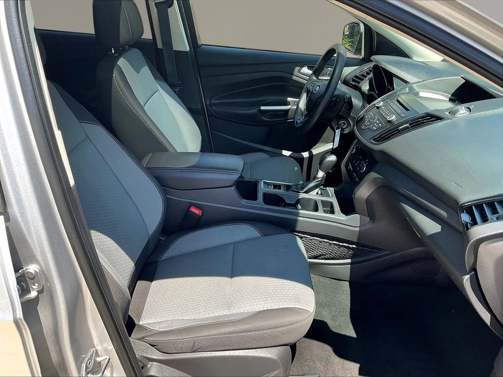 Used 2017 Ford Escape SE AWD/4WD image 30