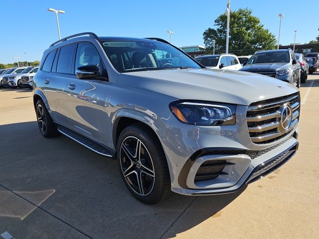 New 2026 Mercedes-Benz GLS 450 4MATIC image 2