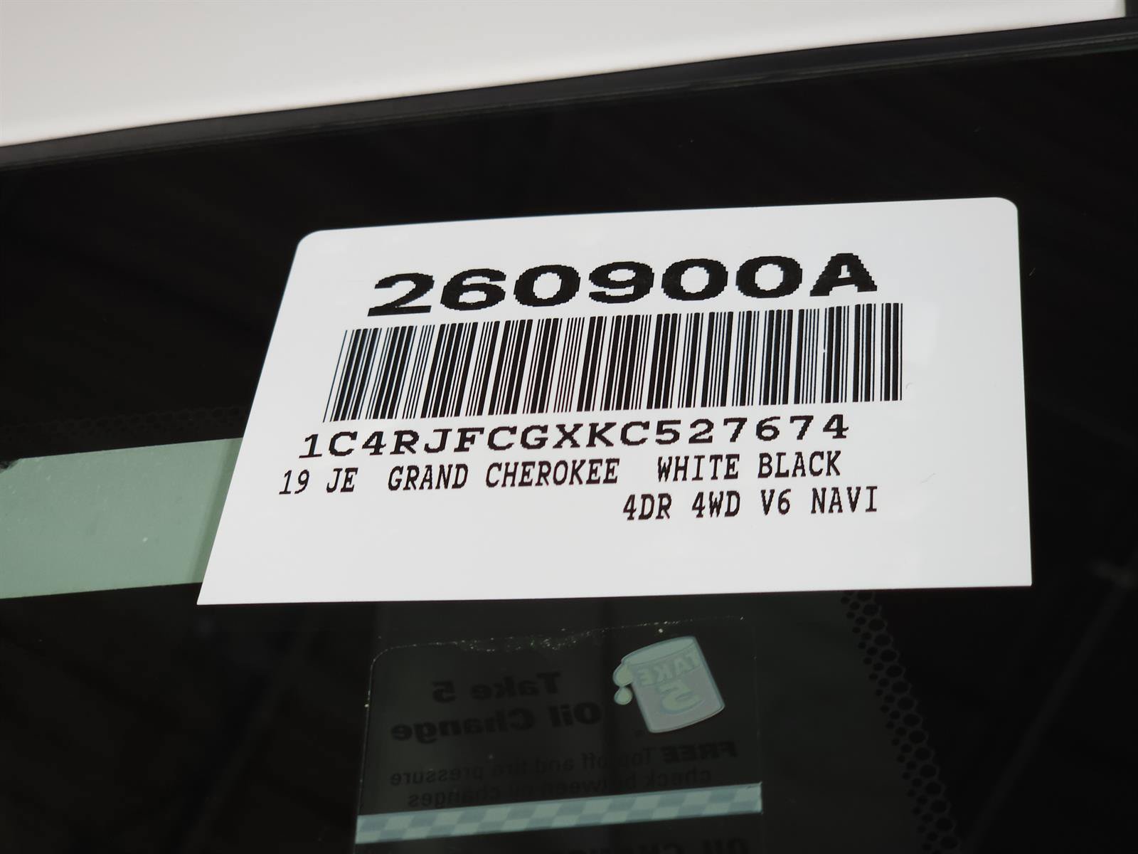 Used 2019 Jeep Grand Cherokee Overland AWD/4WD image 37