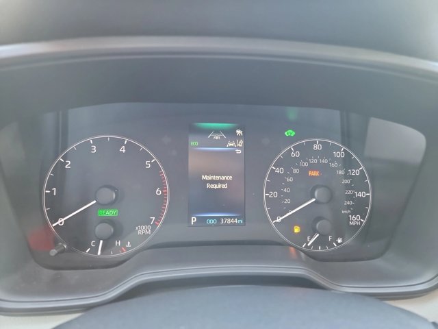 Used 2025 Toyota Corolla LE FWD image 11