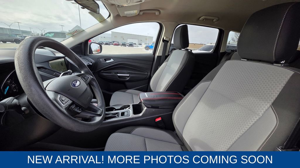 Used 2019 Ford Escape SE image 11