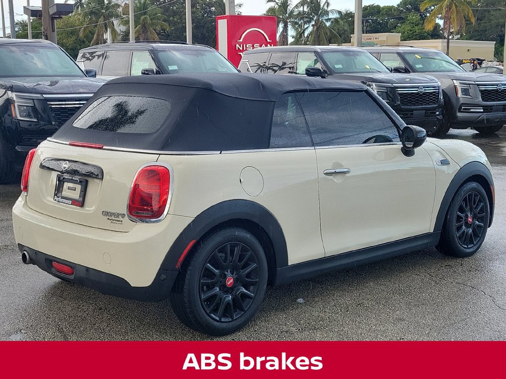 Used 2020 MINI Cooper Convertible FWD image 8