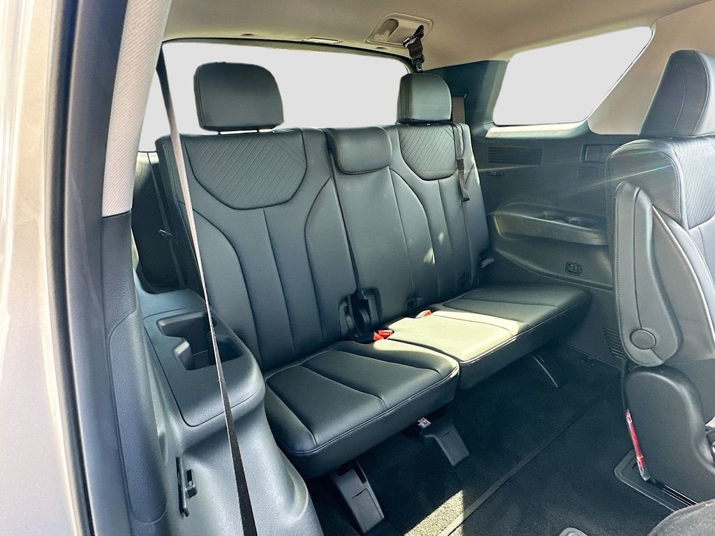 Used 2025 Hyundai Palisade SEL FWD image 27